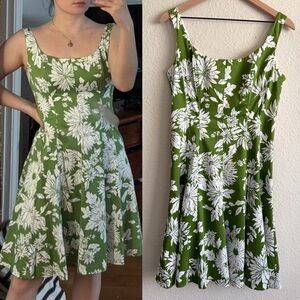 Jones Wear Green and White Floral Mini Dress-size 10